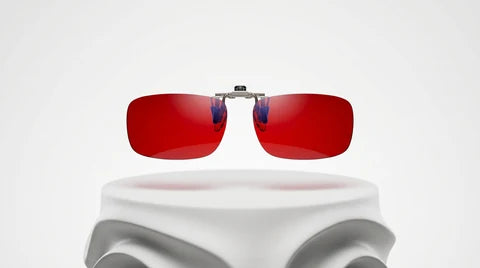 Red glasses, angle